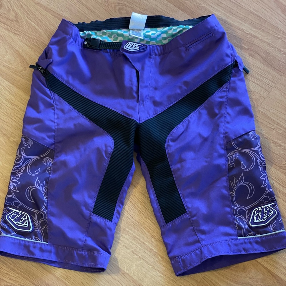 TLD Troy Lee Designs Moto short XL-fits like a large